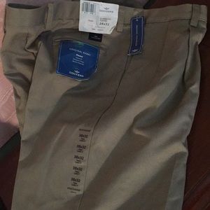 Men’s khaki pants